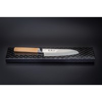 Hож Santoku KAI, Магороку Композит, лезвие 6,5"/ 16,5 см., pукоятка светлое многослойное дерево 12 см.